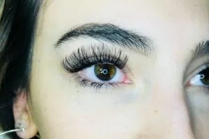 Hybrid Eyelash Extensions 1